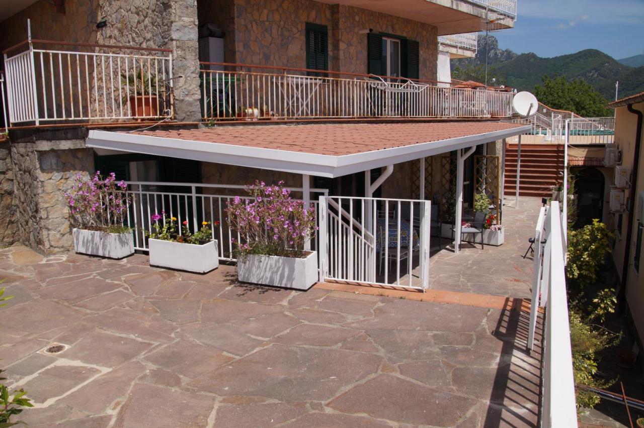 Casa Vacanza Diana 拉维罗 外观 照片