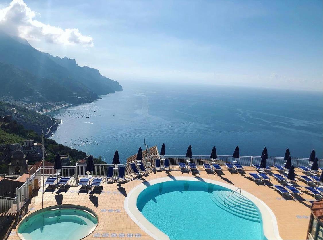 Casa Vacanza Diana 拉维罗 外观 照片