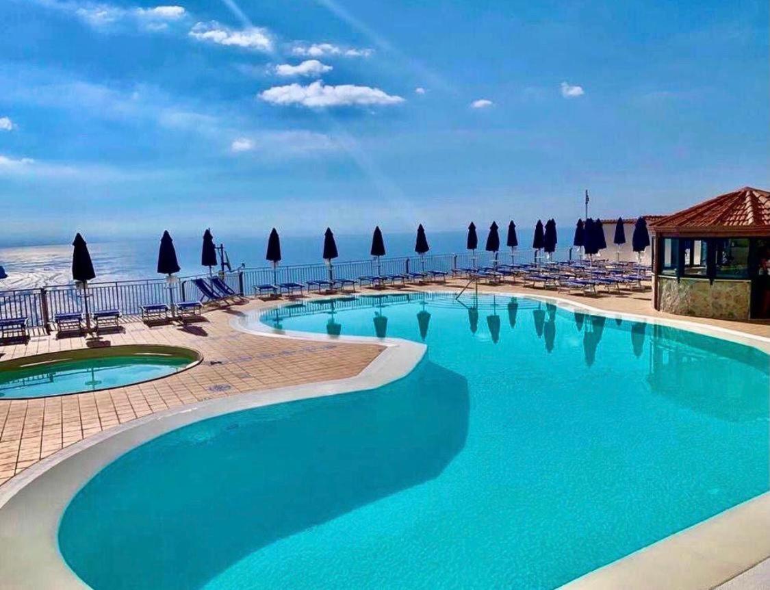 Casa Vacanza Diana 拉维罗 外观 照片